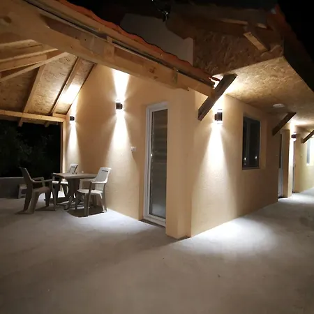 Porta Simica * Ribarska Banja